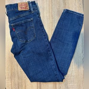 Levi’s 311 Shaping Skinny Jeans Size W27